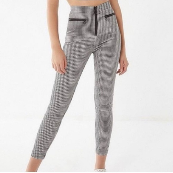 Urban Outfitters Pants - Urban Outfitters Black and White Checkered Cropped Pants